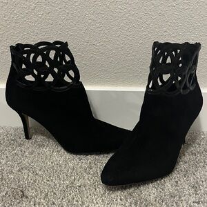 Oscar de la Renta Black Suede Pointed Ankle Booties with Cutout Cuff